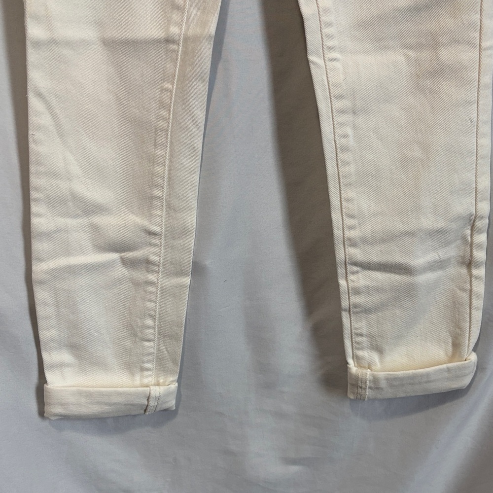 Joe Fresh Off-White Denim Pants - Picture 4 of 9